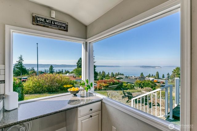 5037 33rd Avenue W, Everett, WA 98203