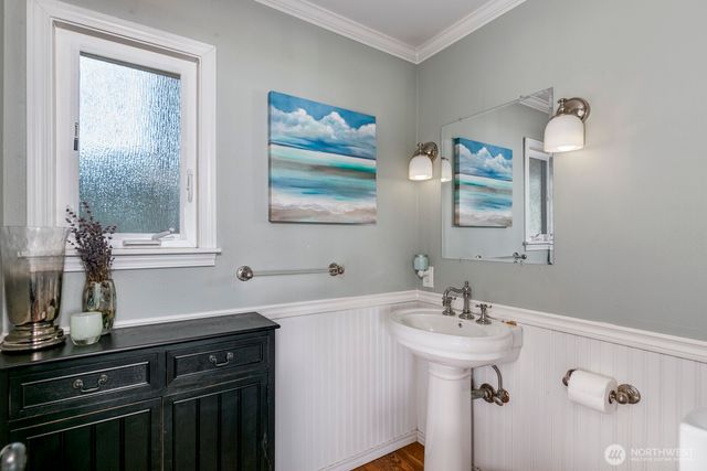 5037 33rd Avenue W, Everett, WA 98203