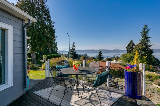 5037 33rd Avenue W, Everett, WA 98203