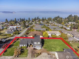 5037 33rd Avenue W, Everett, WA 98203