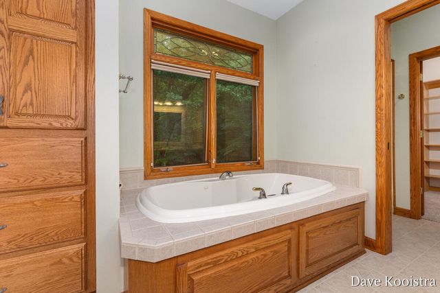 5133 Streamside Court, Rockford, MI 49341