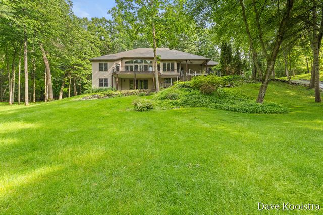 5133 Streamside Court, Rockford, MI 49341