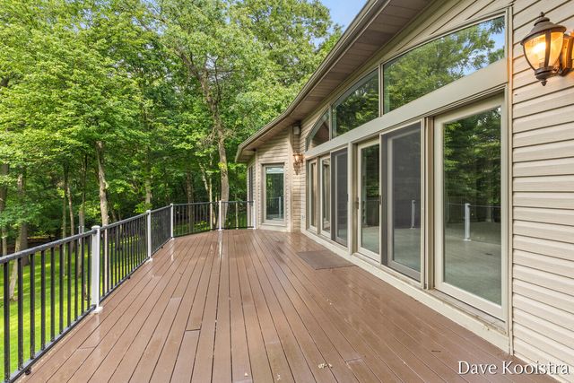 5133 Streamside Court, Rockford, MI 49341