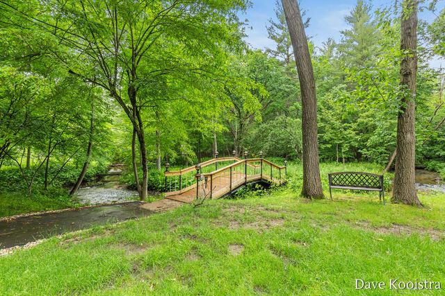 5133 Streamside Court, Rockford, MI 49341