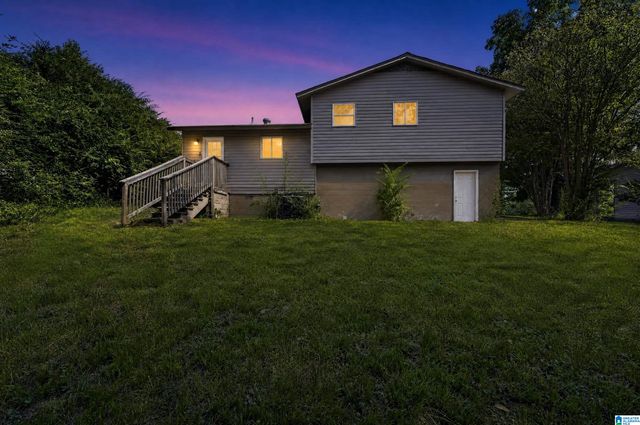 823 COUNTRY VIEW DRIVE NE, Center Point, AL 35215