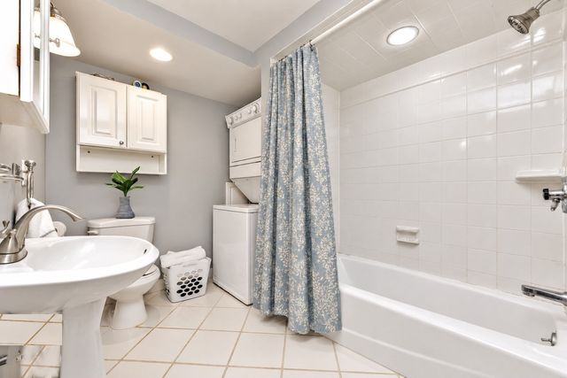 602 E 7th St 1, Boston, MA 02127