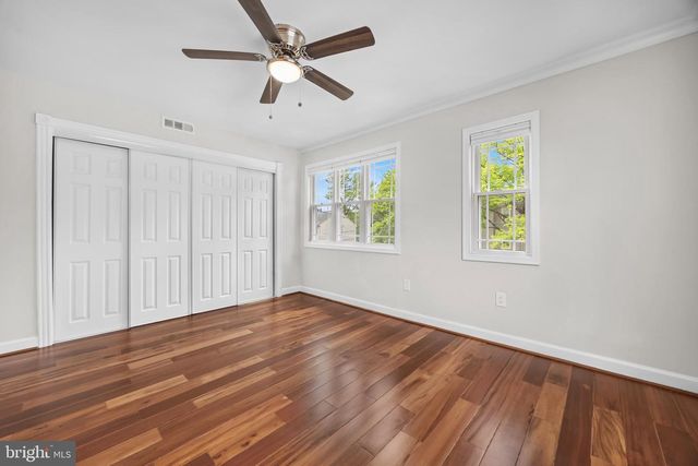 28 S FLOYD ST, Alexandria, VA 22304