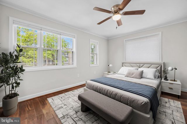 28 S FLOYD ST, Alexandria, VA 22304
