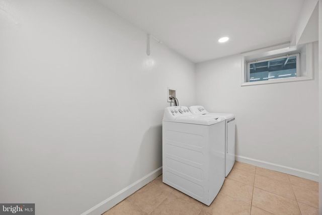 28 S FLOYD ST, Alexandria, VA 22304