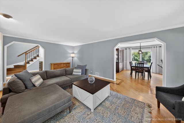 1125 W Wood Street, Palatine, IL 60067