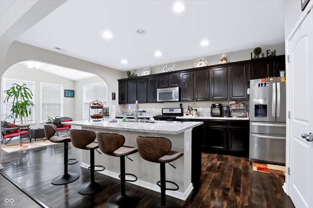 1294 Valdarno Drive, Greenwood, IN 46143