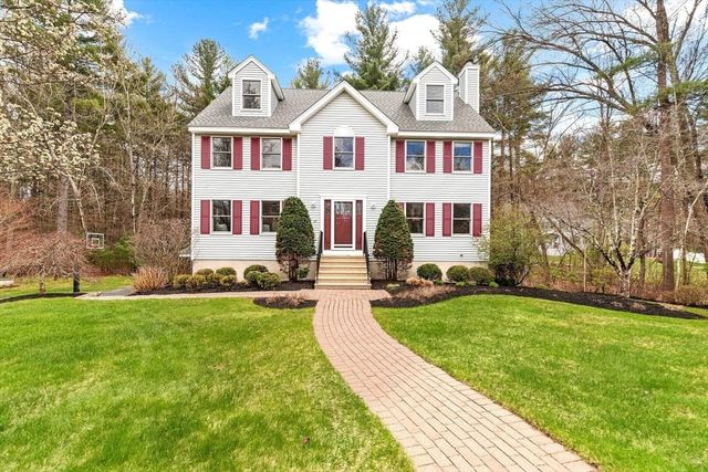 17 Seneca Lane, Wilmington, MA 01887