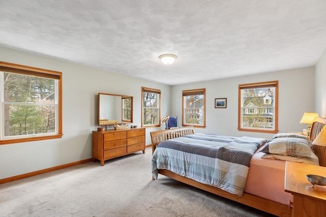 17 Seneca Lane, Wilmington, MA 01887