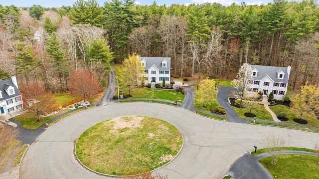 17 Seneca Lane, Wilmington, MA 01887