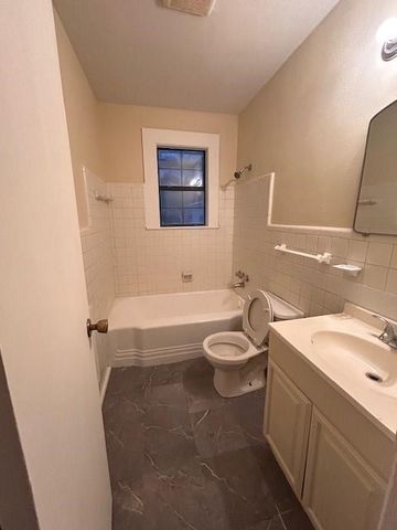 2761 Waggoner Avenue, Shreveport, LA 71108