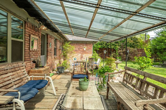 6516 Danbury Lane, Dallas, TX 75214