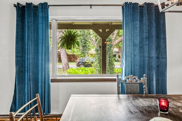 6516 Danbury Lane, Dallas, TX 75214