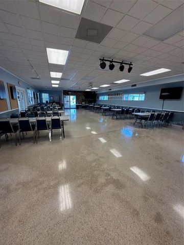 7803 46TH AVENUE N 43, St Petersburg, FL 33709