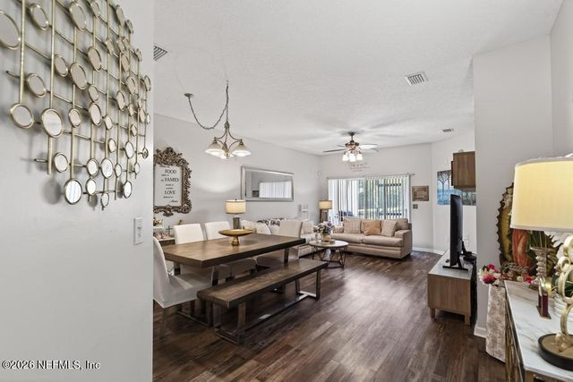 12301 KERNAN FOREST Boulevard 2104, Jacksonville, FL 32225