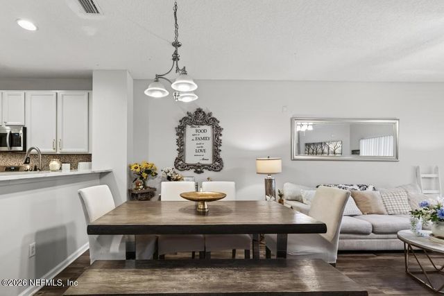 12301 KERNAN FOREST Boulevard 2104, Jacksonville, FL 32225