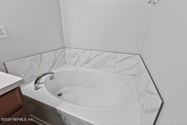 12301 KERNAN FOREST Boulevard 2104, Jacksonville, FL 32225