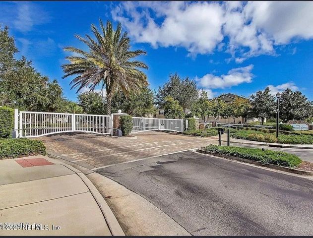 12301 KERNAN FOREST Boulevard 2104, Jacksonville, FL 32225
