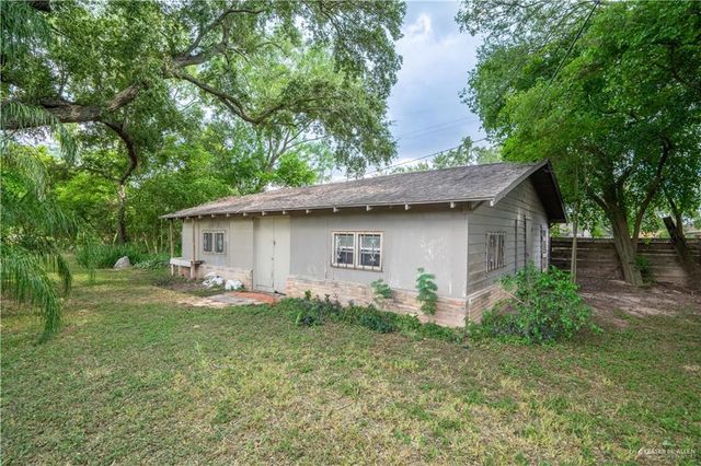 1131 W 6th Street, Weslaco, TX 78596