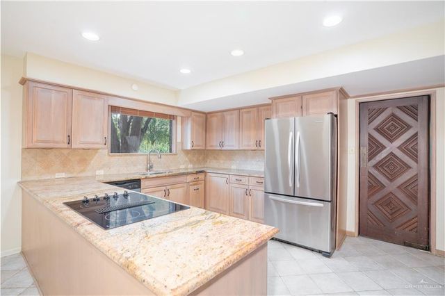 1131 W 6th Street, Weslaco, TX 78596