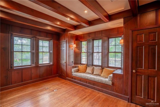 1131 W 6th Street, Weslaco, TX 78596