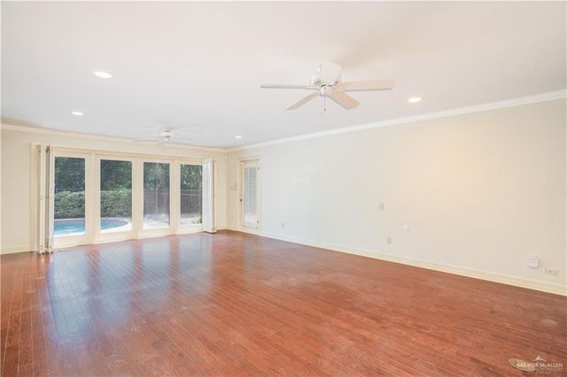 1131 W 6th Street, Weslaco, TX 78596