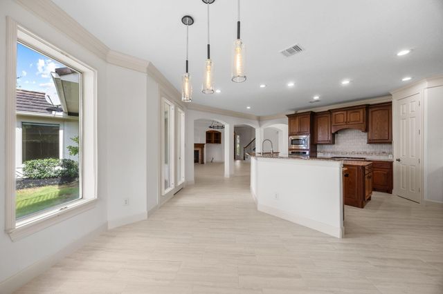 11435 Legend Manor Drive, Houston, TX 77082