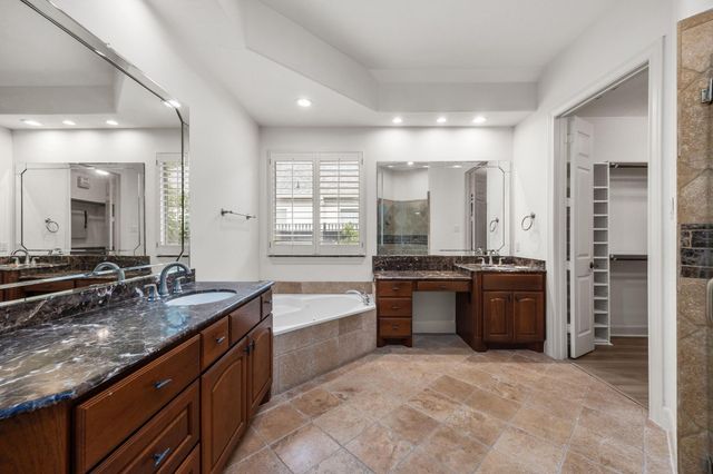 11435 Legend Manor Drive, Houston, TX 77082