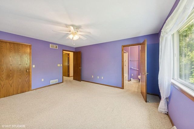 911 Park CIRCLE, Union Grove, WI 53182