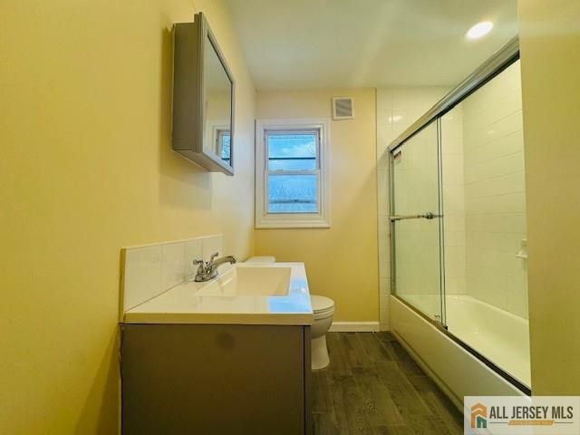 1868 Oak Tree Road, Edison, NJ 08820