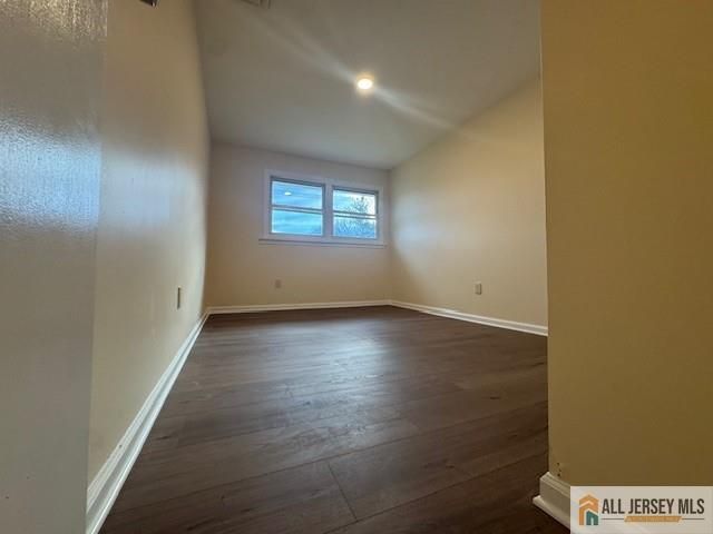 1868 Oak Tree Road, Edison, NJ 08820