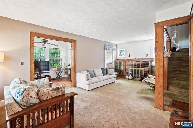 312 Ivy Lane, Englewood, NJ 07631