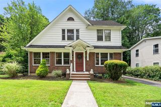 312 Ivy Lane, Englewood, NJ 07631