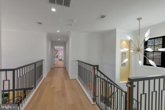 1204 POTOMAC SCHOOL RD, Mclean, VA 22101