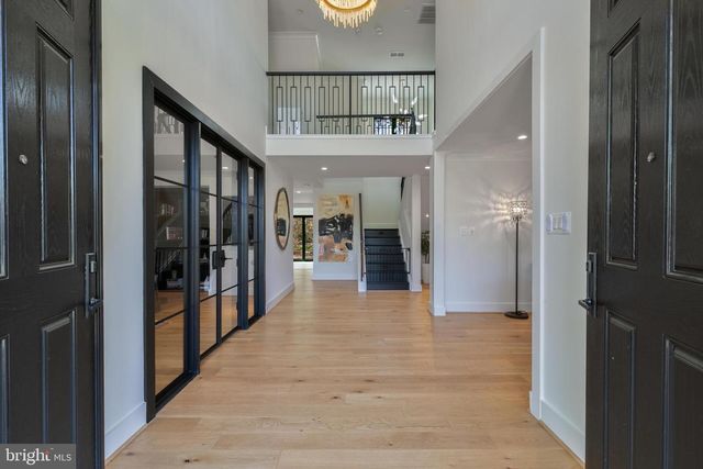 1204 POTOMAC SCHOOL RD, Mclean, VA 22101