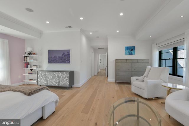 1204 POTOMAC SCHOOL RD, Mclean, VA 22101