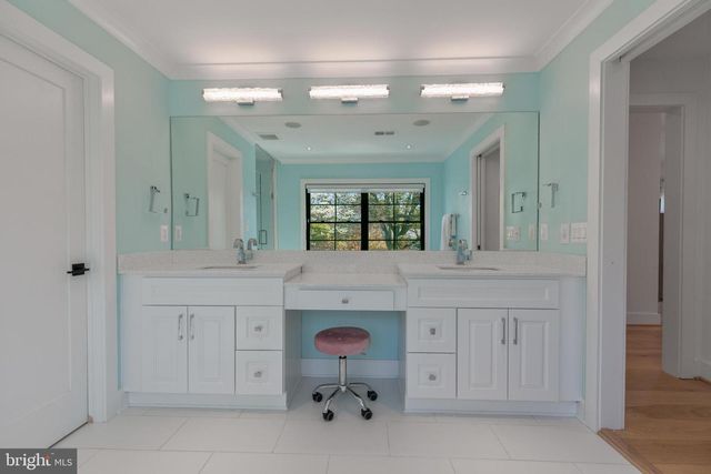 1204 POTOMAC SCHOOL RD, Mclean, VA 22101