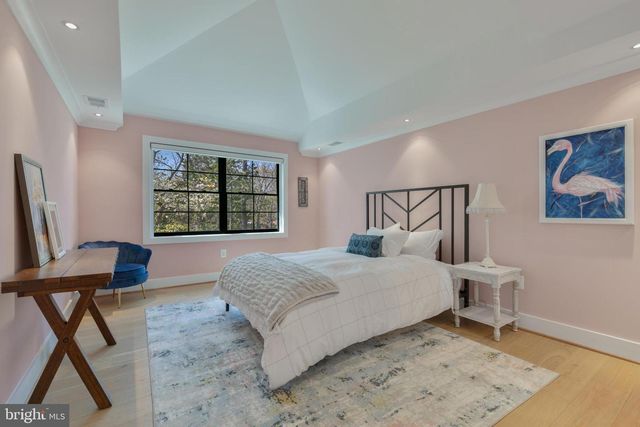 1204 POTOMAC SCHOOL RD, Mclean, VA 22101