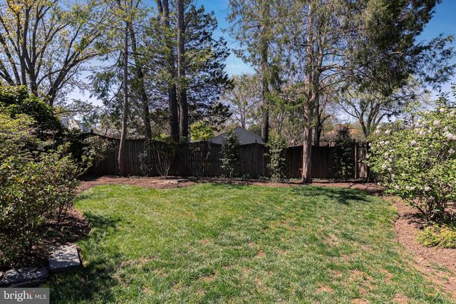 1204 POTOMAC SCHOOL RD, Mclean, VA 22101