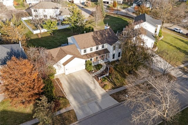 6726 Bowman Lane NE, Cedar Rapids, IA 52402