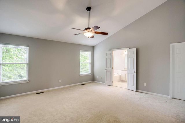 12476 CASBEER DR, Fairfax, VA 22033