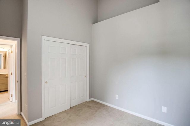 12476 CASBEER DR, Fairfax, VA 22033