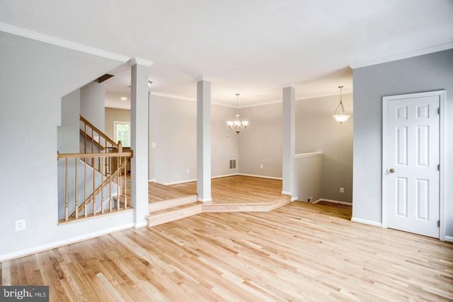 12476 CASBEER DR, Fairfax, VA 22033