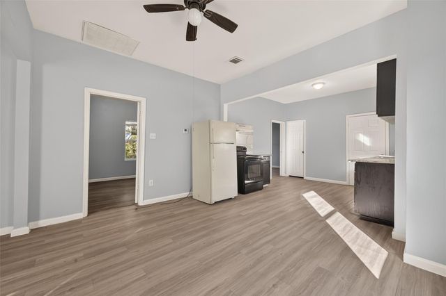 8211 Parnell Street, Houston, TX 77051