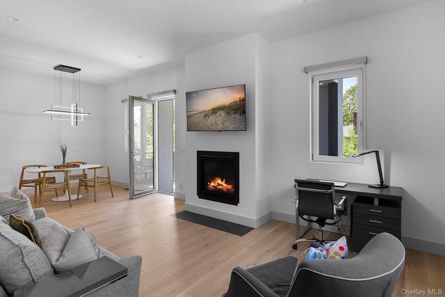 1001 Peconic Bay Boulevard, Jamesport, NY 11947