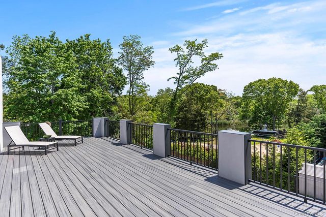 1001 Peconic Bay Boulevard, Jamesport, NY 11947